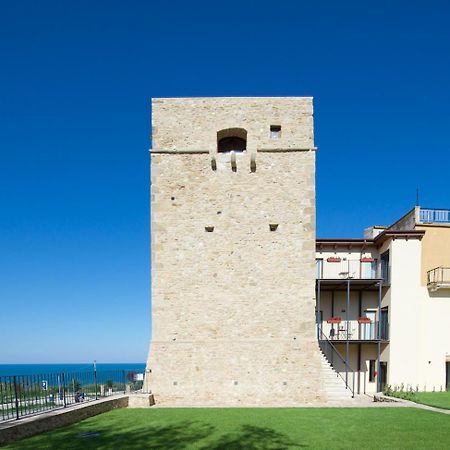 לינה וארוחת בוקר Torre Della Loggia - Dimora Storica - אורטונה מראה חיצוני תמונה