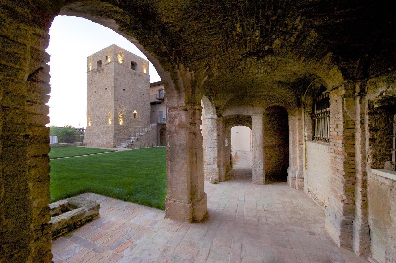 לינה וארוחת בוקר Torre Della Loggia - Dimora Storica - אורטונה מראה חיצוני תמונה
