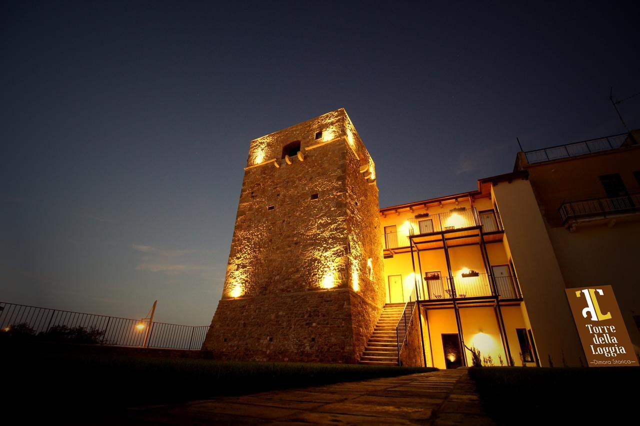 לינה וארוחת בוקר Torre Della Loggia - Dimora Storica - אורטונה מראה חיצוני תמונה